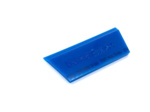 A blue plastic blade with the words " bluewax ".